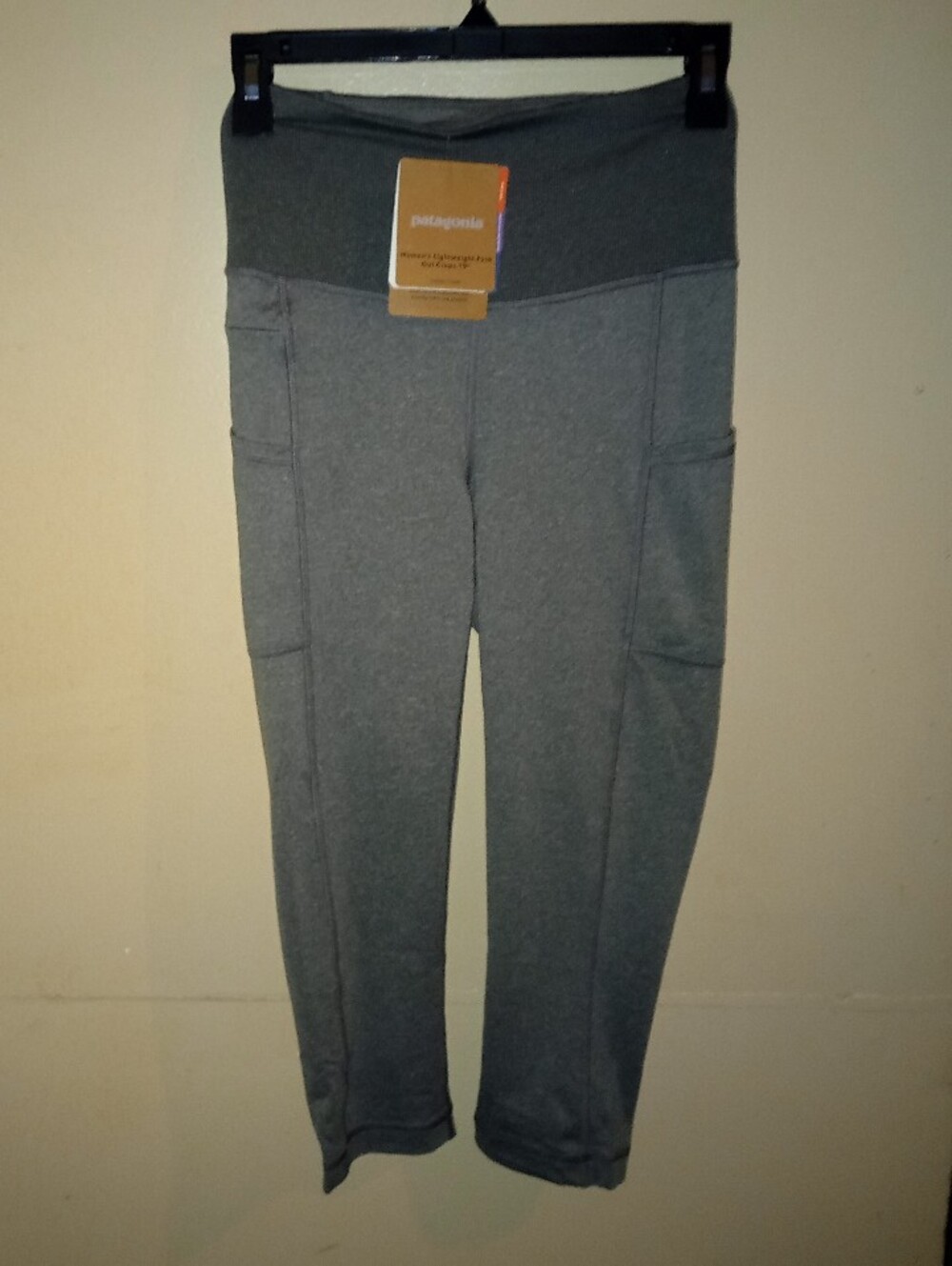 NWT Patagonia Light weight Pack Out Crop leggings women's Size Small